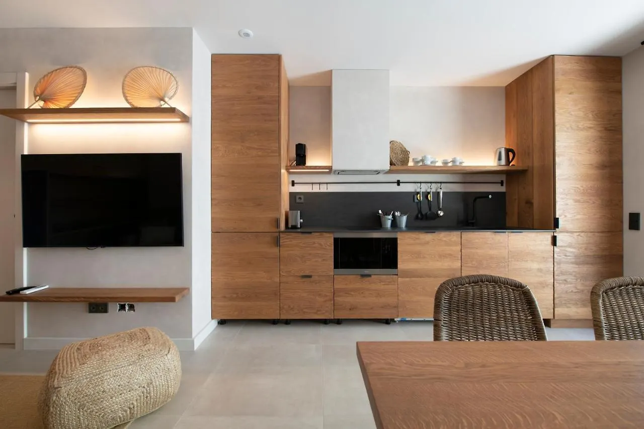 Apartamentos Balisse Castelldefels Aparthotel