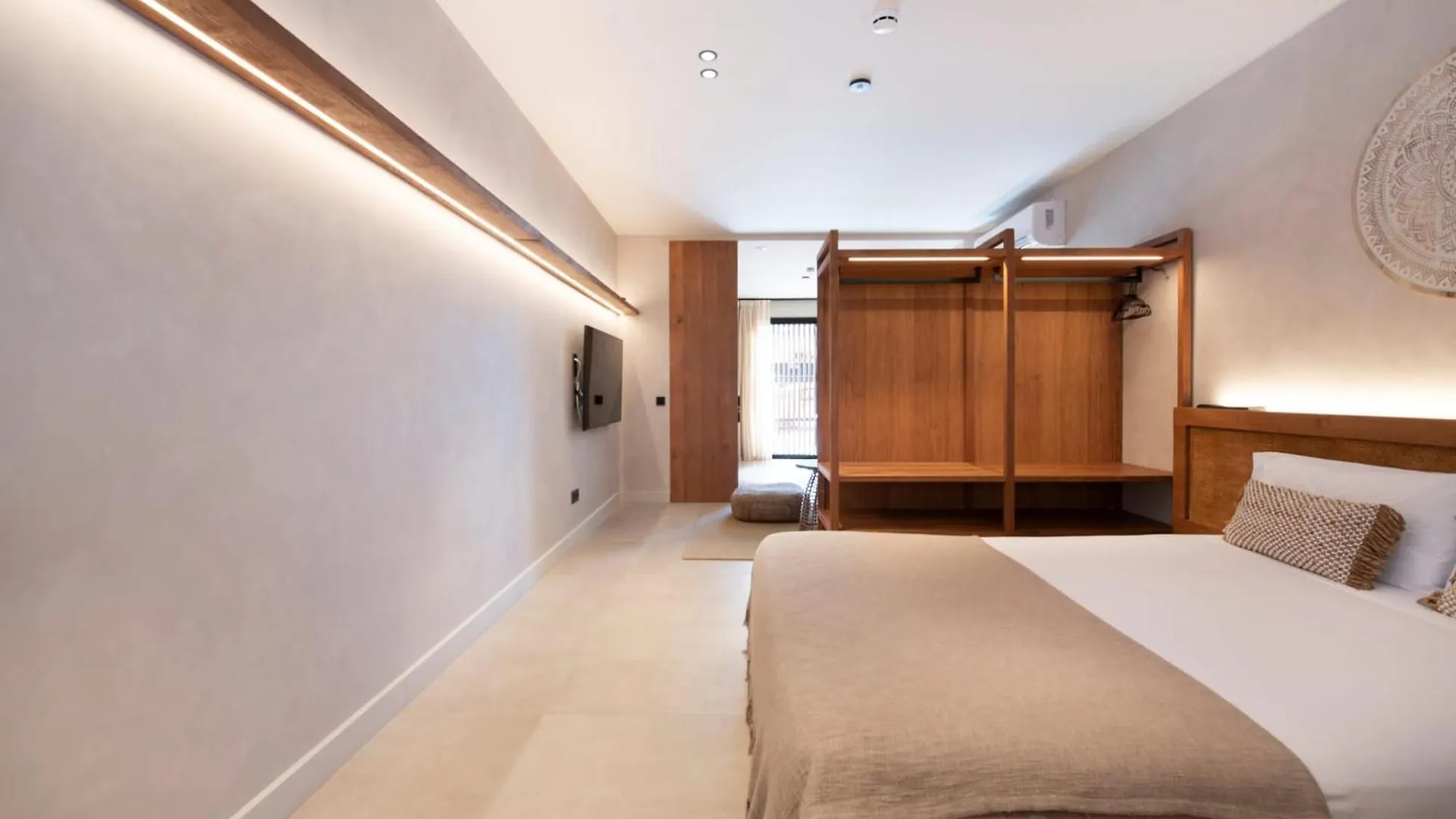 Apartamentos Balisse Castelldefels Aparthotel